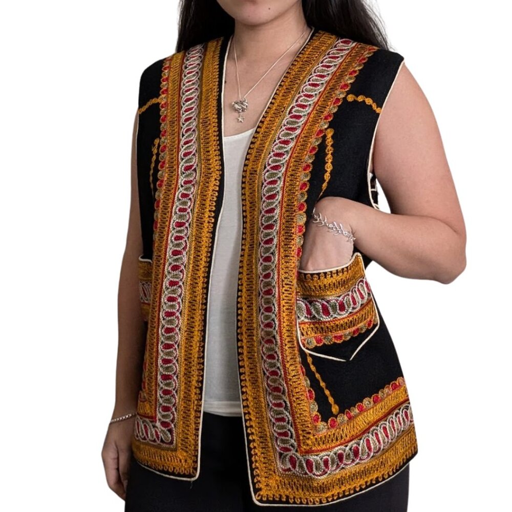 Vintage Boho Black Wool Embroidered Vest Size M